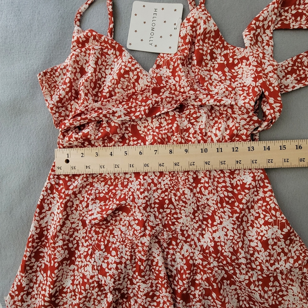 Hello Molly Just Redwhiteprints Dress Tiered Wrap Mini Floral Vneck size S - Picture 7 of 12